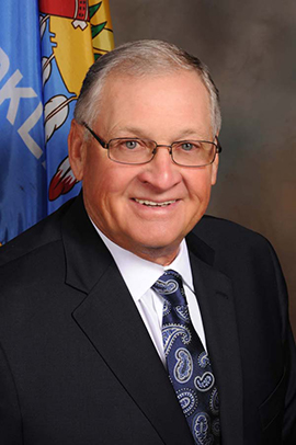 2015 dewitt dale Photo of 2015 CareerTech Hall of Fame Inductee Dale DeWitt.