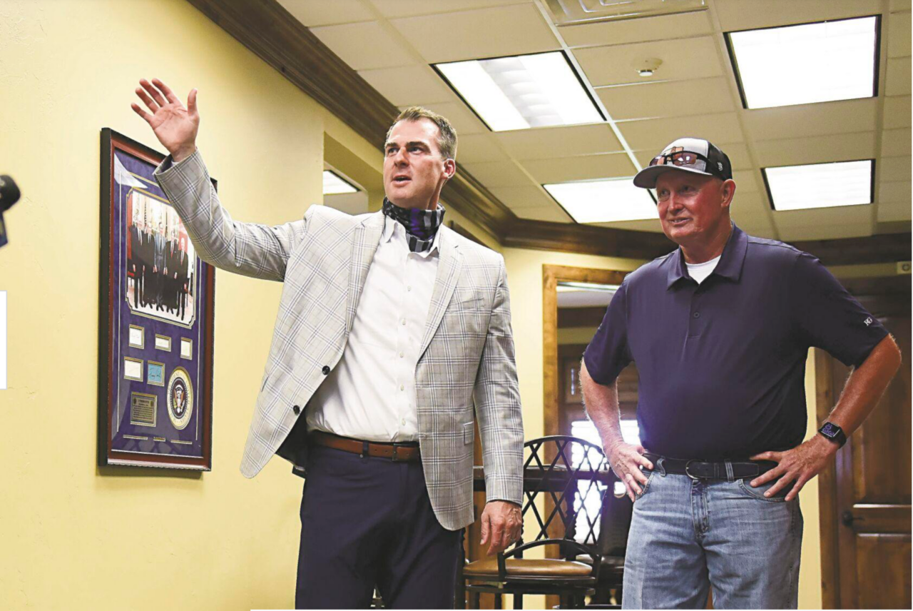 Governor Stitt meets with Horn Equipment Company