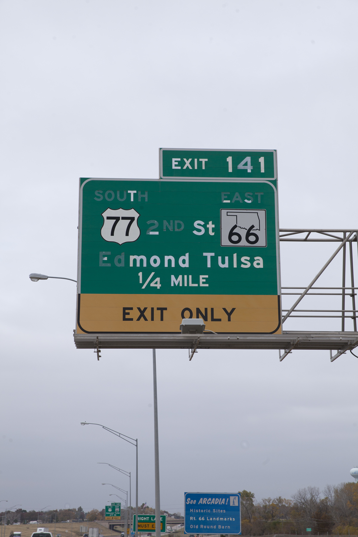 I-35 Edmond sign