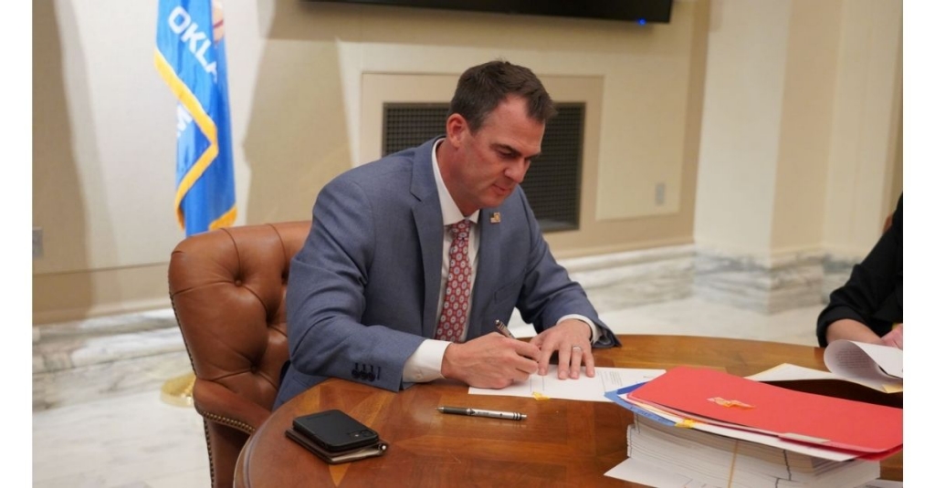 Governor Kevin Stitt Signs Six Redistricting Bills into Law
