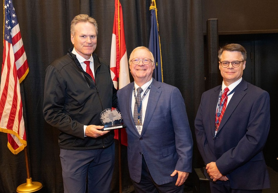 Photo of Gas and Oil Association of West Virginia accepting award