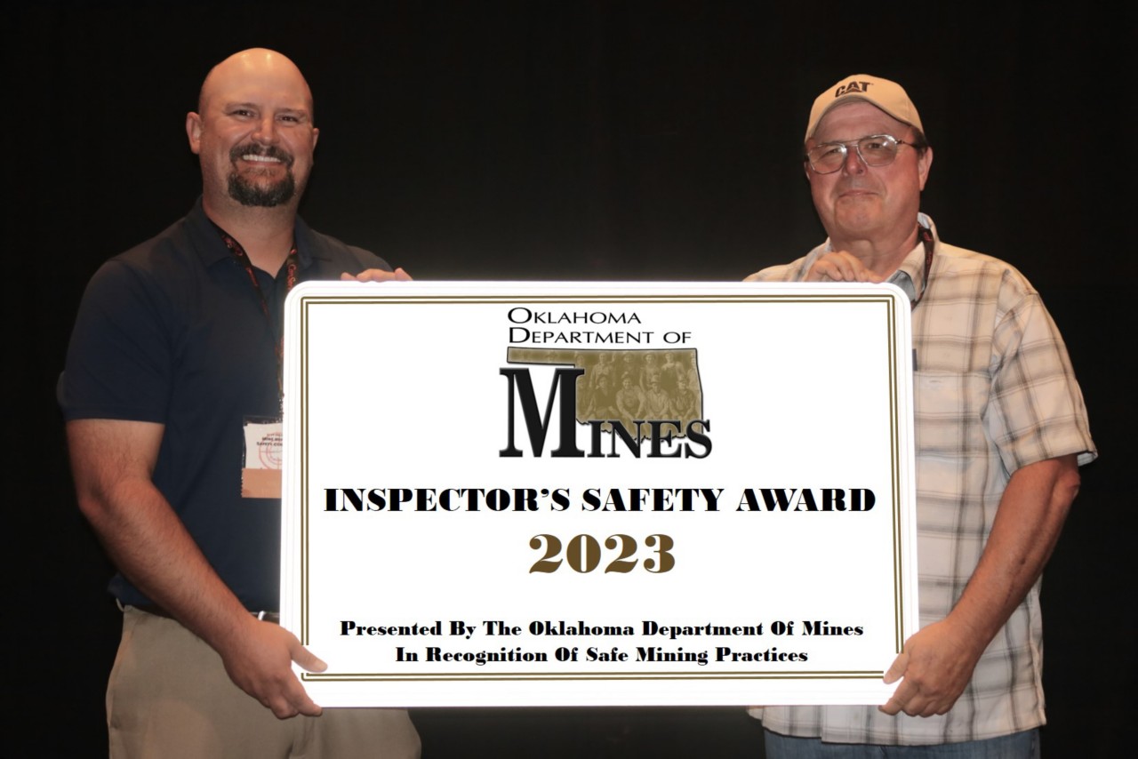 Oklahoma Department of Mines Inspector Mike Darneal with Large Mine Safety Award Winner TXI Operations (Bells Savoy, Permit Number LE-1639)