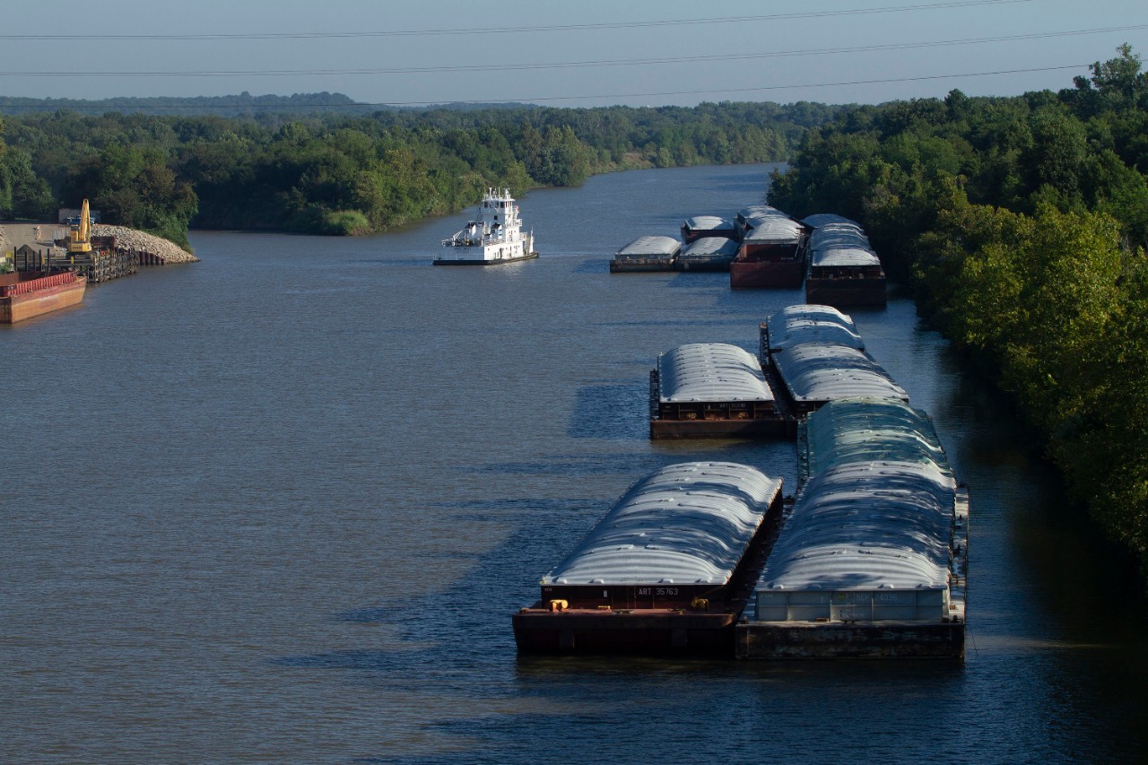 Barges on McClellan-Kerr Arkansas River Navigation System