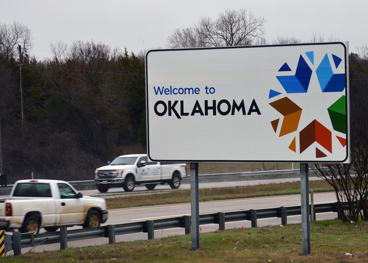 New Oklahoma welcome sign