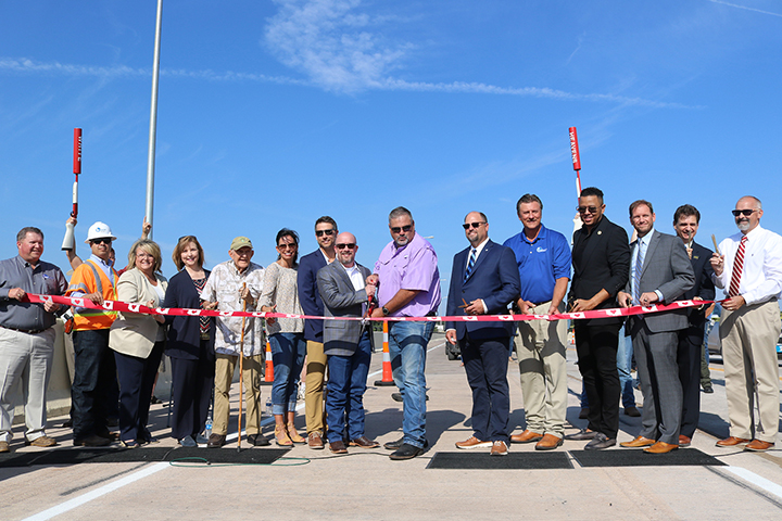 /content/dam/ok/en/odot/images/newsmedia/press/2019/purcell-lexington/ribbon-cutting-web.jpg