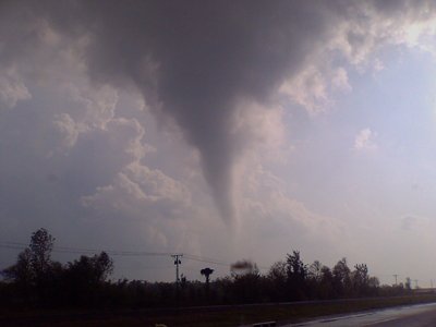 Funnel cloud extending toward ground