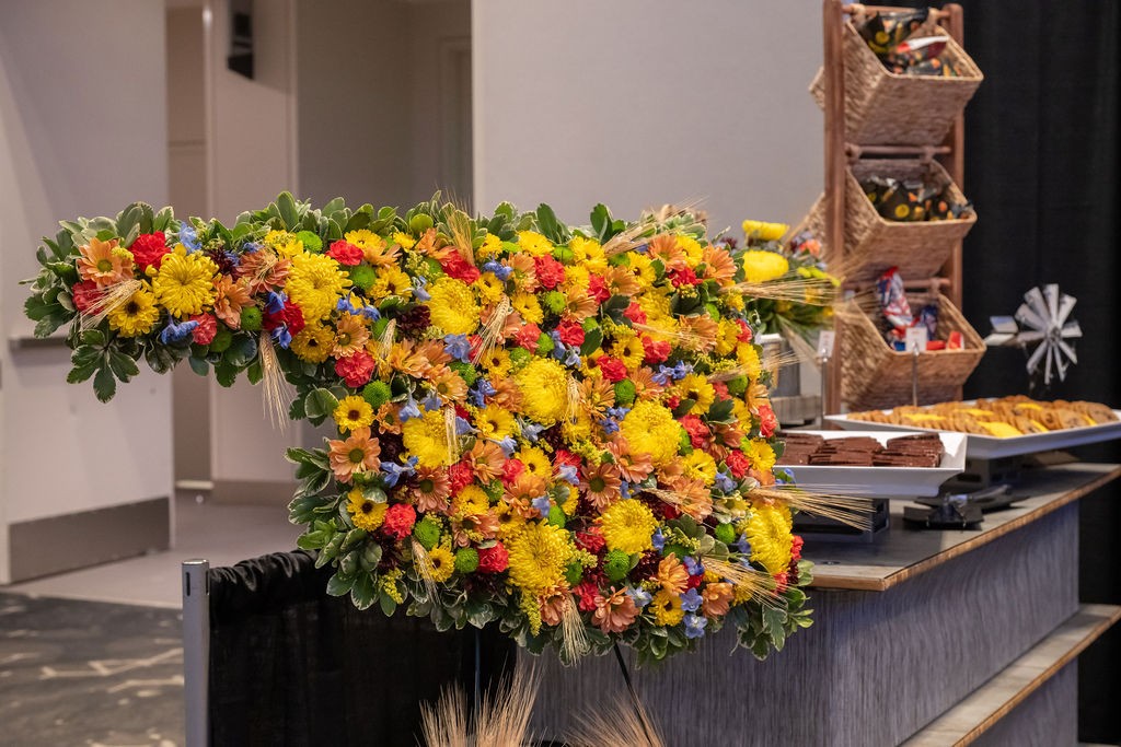 Oklahoma-shaped floral arrangement