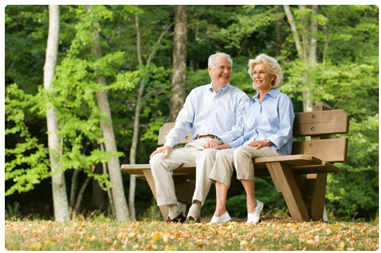 /content/dam/ok/en/trs/images/retired-couple-park-bench.gif
